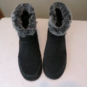 Womens Khombu "Iris" Faux Fur Black Winter Ankle Boots